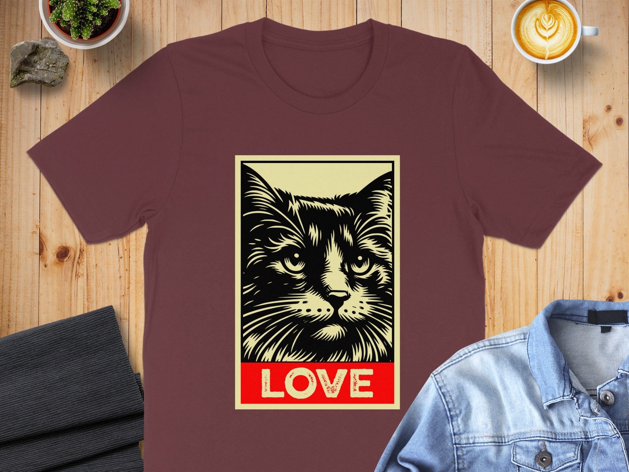 Graphic Cat Face With Love Text T-shirt