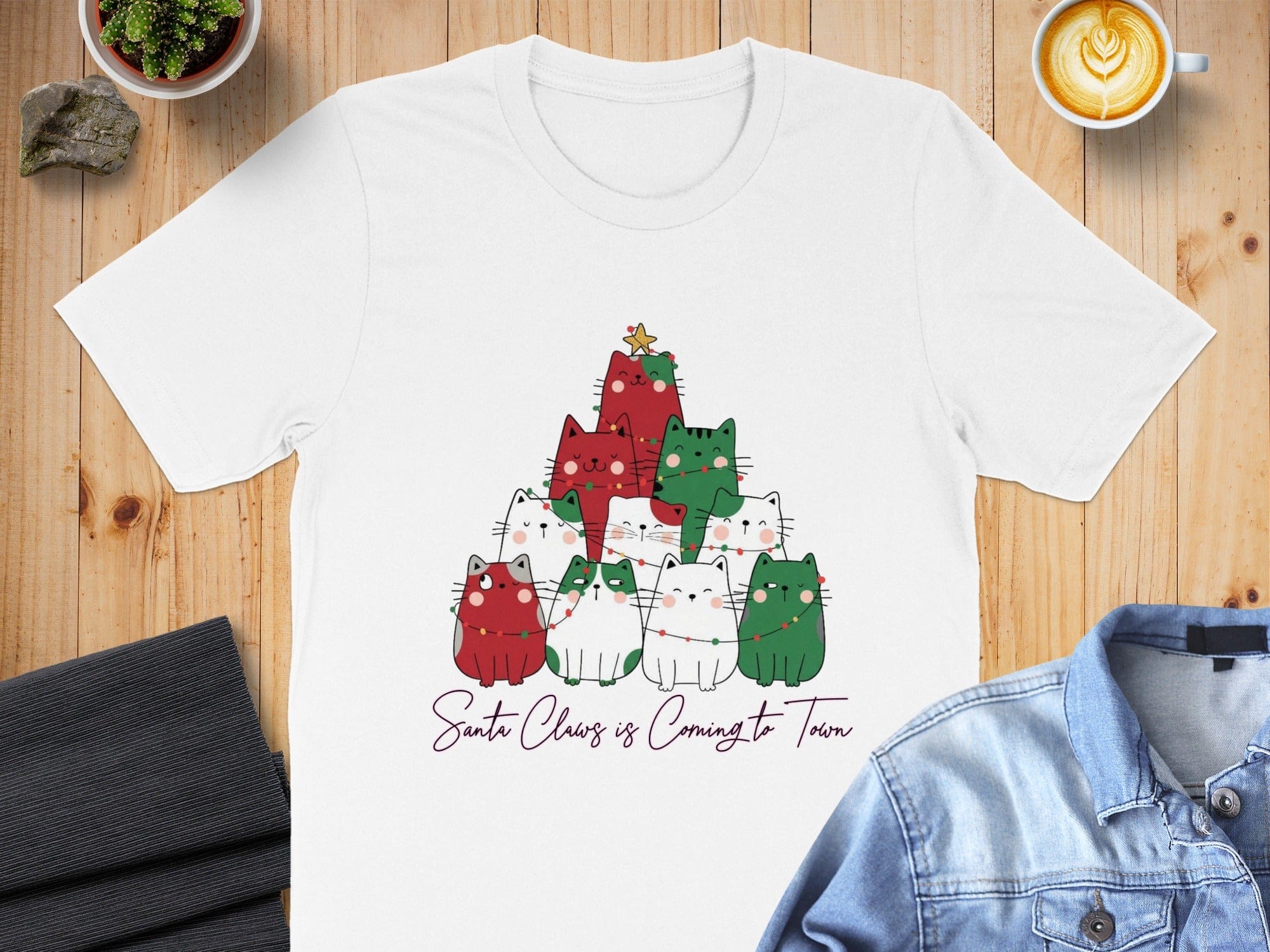 Santa Claws is Coming to Town Cats T-Shirt