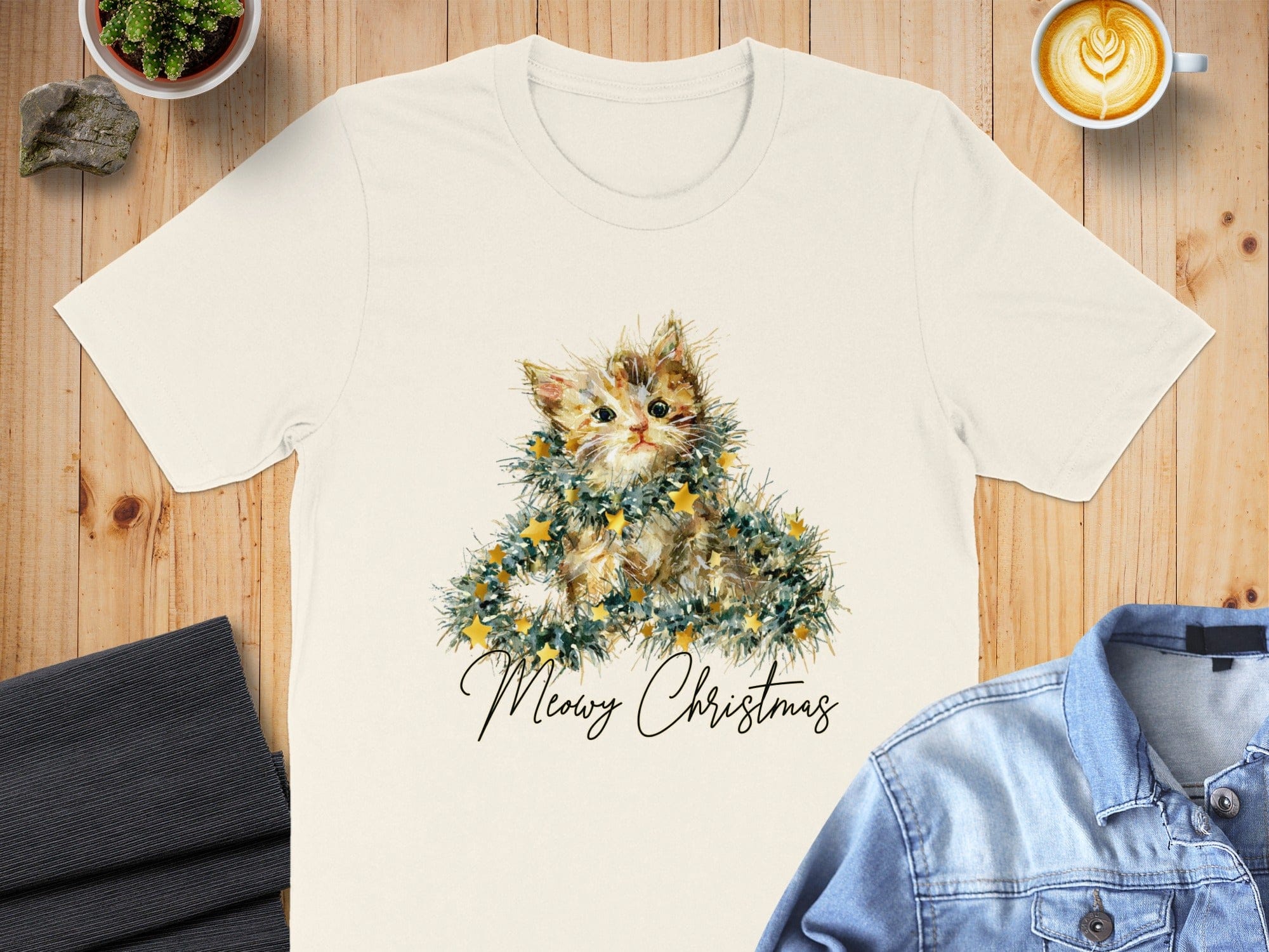 Merry Christmas Cat T-Shirt for Holiday Celebrations