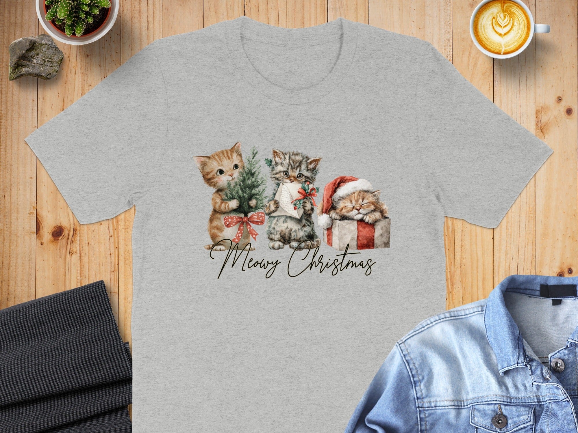 Adorable Kittens with Christmas Tree and Gift T-shirt
