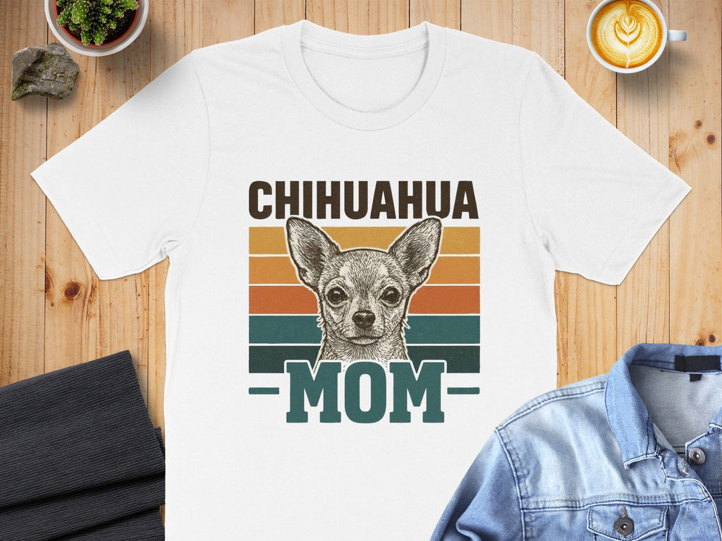Retro Style Chihuahua Mom Graphic T-shirt